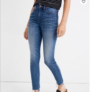 Madewell 9” high rise raw hem